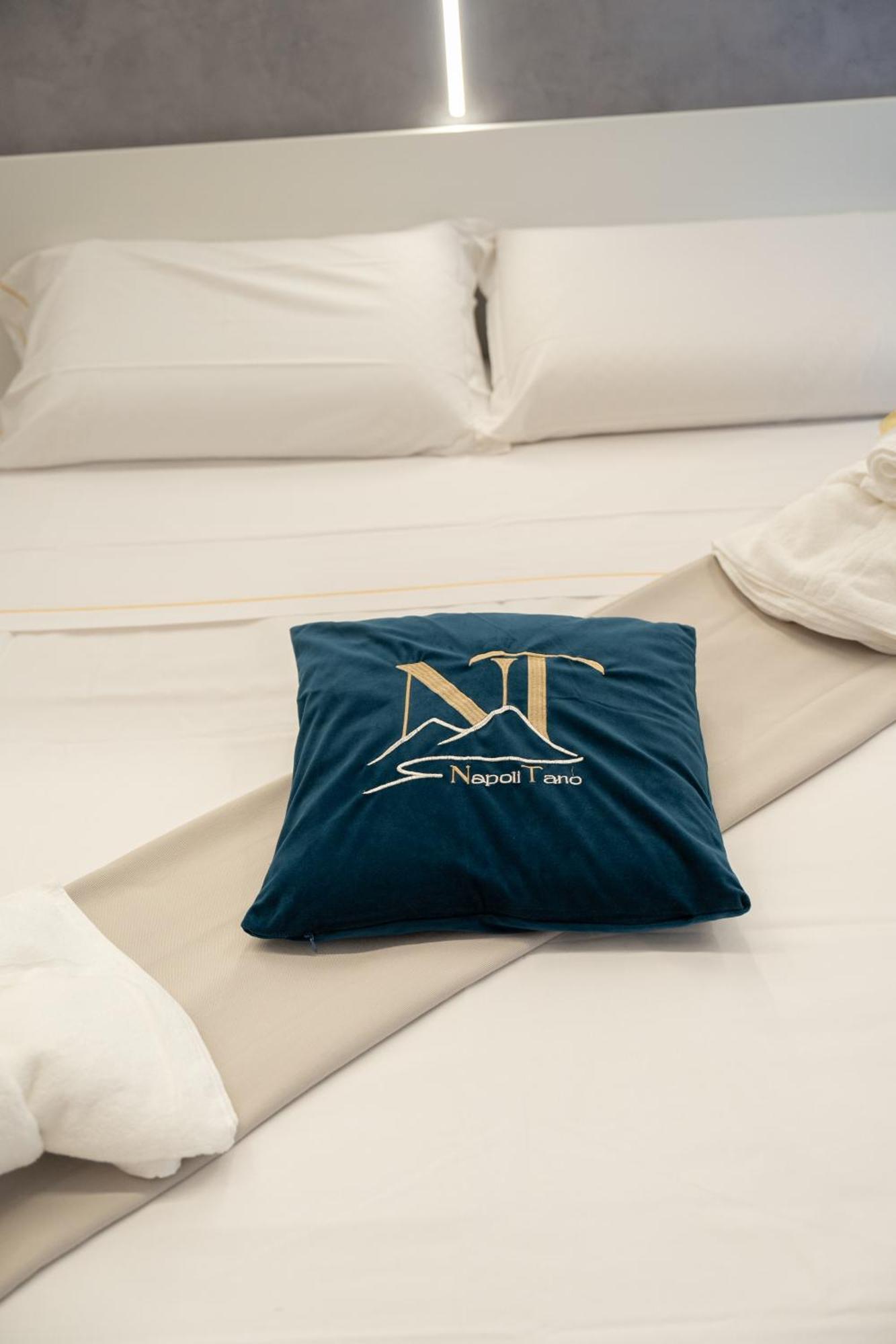 Napolitano Rooms Экстерьер фото